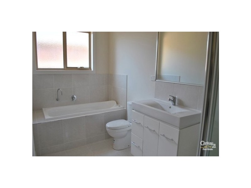 8/77-79 Frawley Road, Hallam VIC 3803