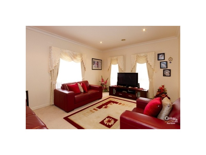 37 Bateman Grove, Hampton Park VIC 3976