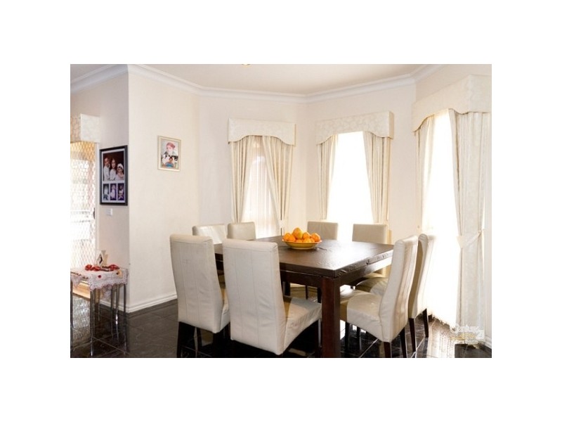 37 Bateman Grove, Hampton Park VIC 3976