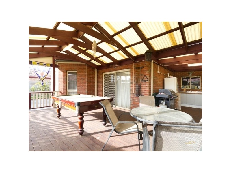 37 Bateman Grove, Hampton Park VIC 3976