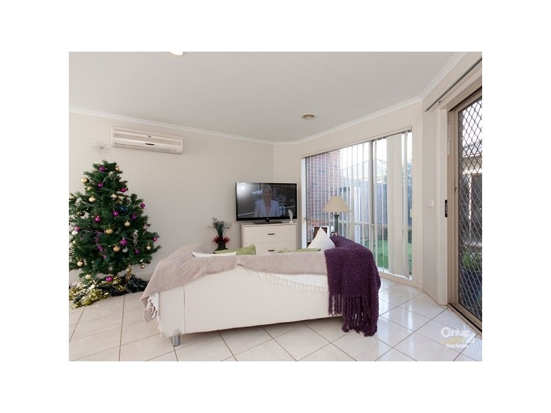 164 Patterson Drive, Lynbrook VIC 3975