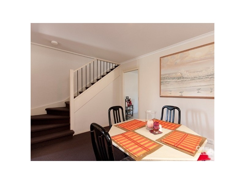 164 Patterson Drive, Lynbrook VIC 3975