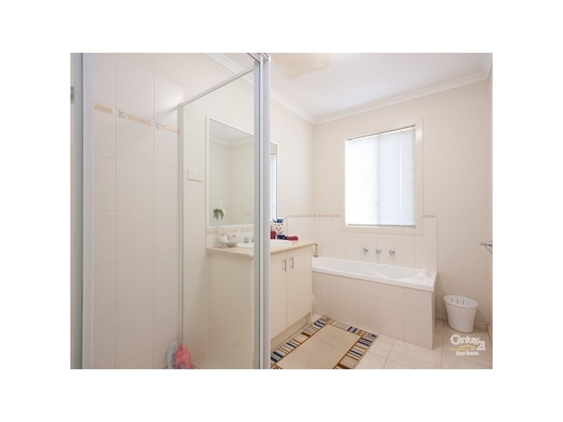 164 Patterson Drive, Lynbrook VIC 3975