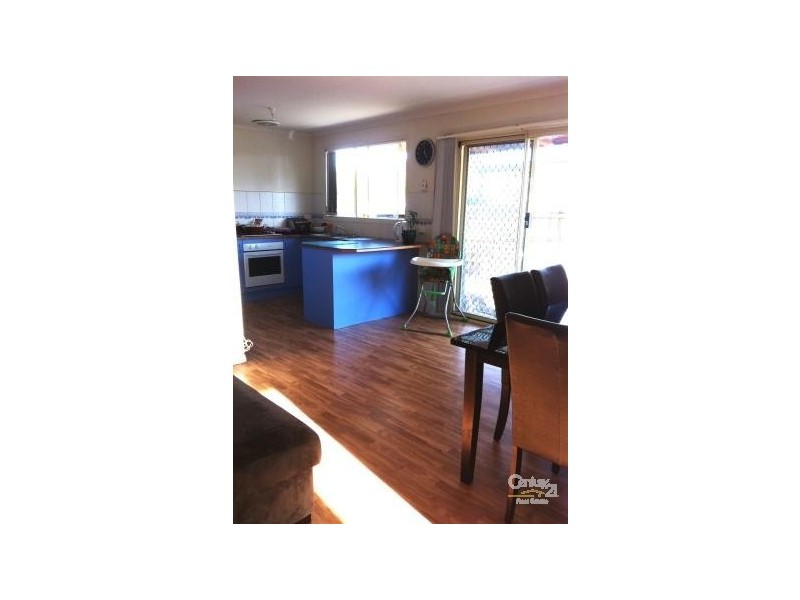 25 Glenora Way, Hampton Park VIC 3976