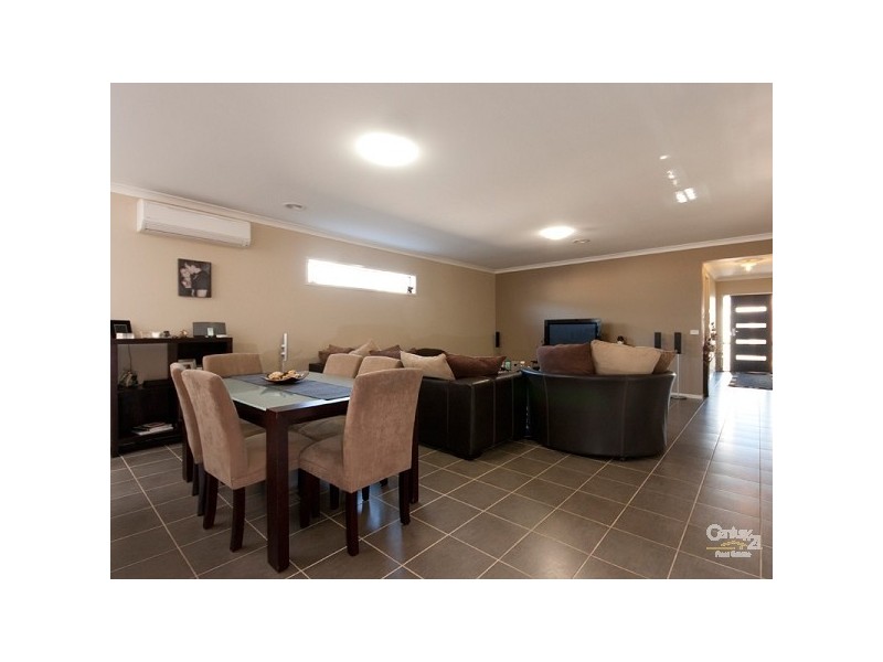 22 Westbury Way, Lyndhurst VIC 3975