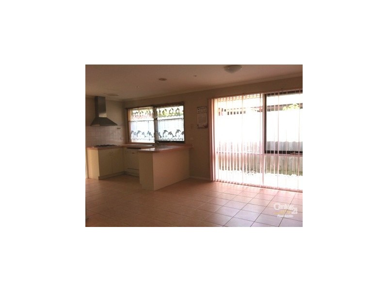 21 Mollisons Hill, Hampton Park VIC 3976