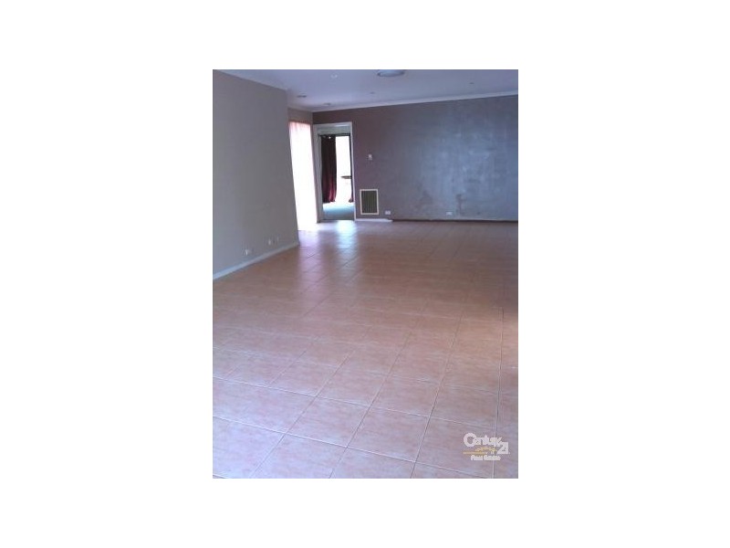 21 Mollisons Hill, Hampton Park VIC 3976