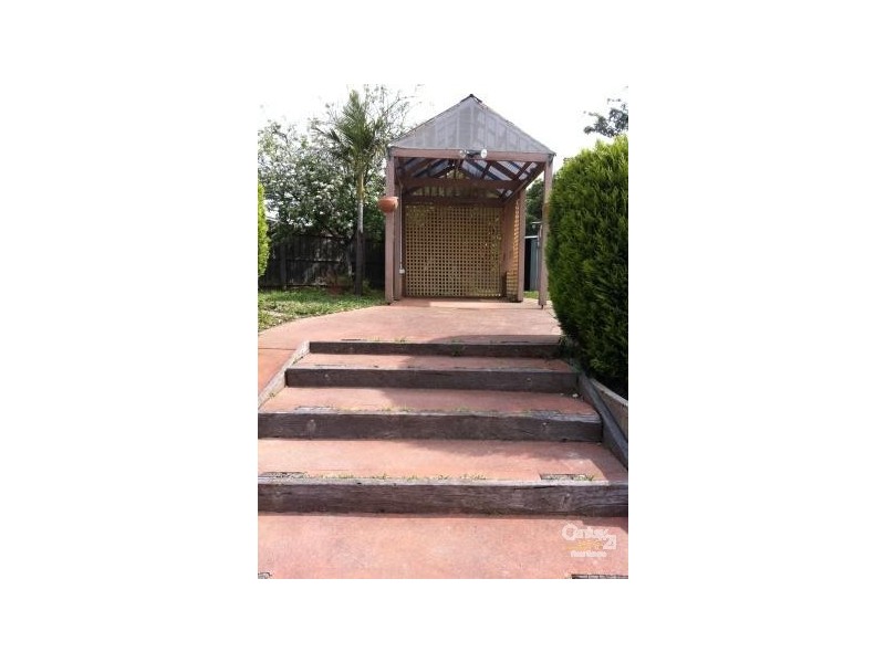 21 Mollisons Hill, Hampton Park VIC 3976