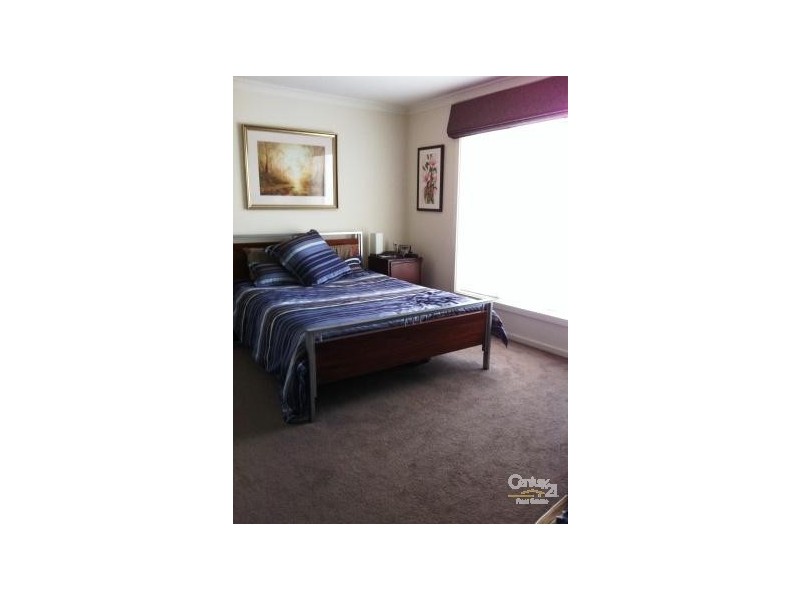 20 Castawellan Street, Lyndhurst VIC 3975