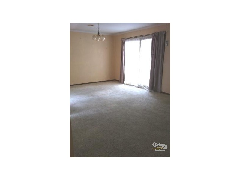 20 Claude Ave, Hampton Park VIC 3976