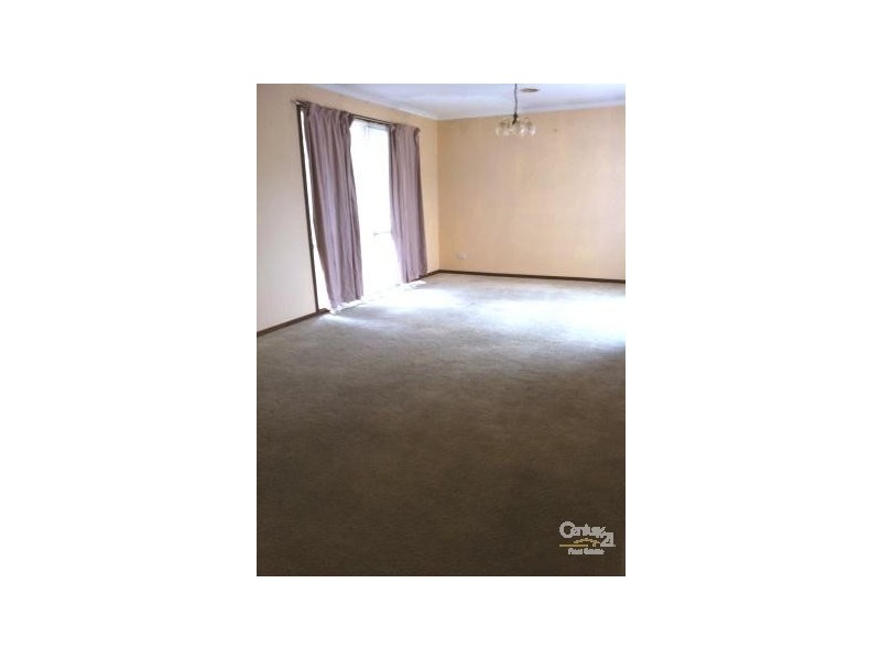 20 Claude Ave, Hampton Park VIC 3976