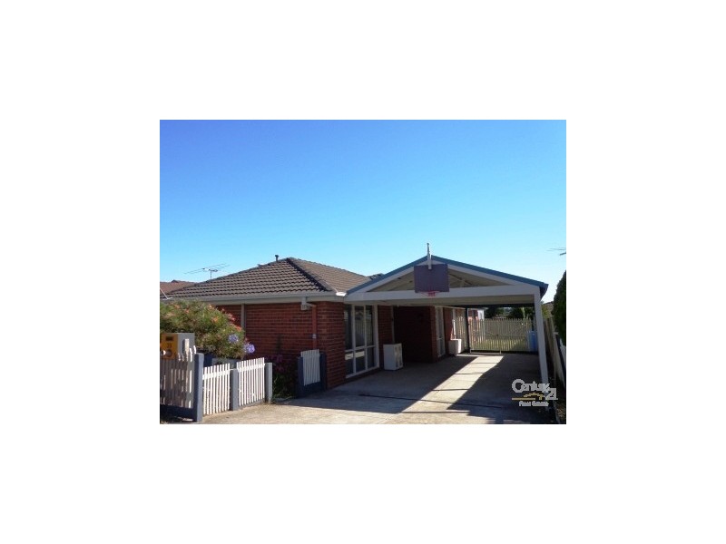 39 Edeys Run, Hampton Park VIC 3976