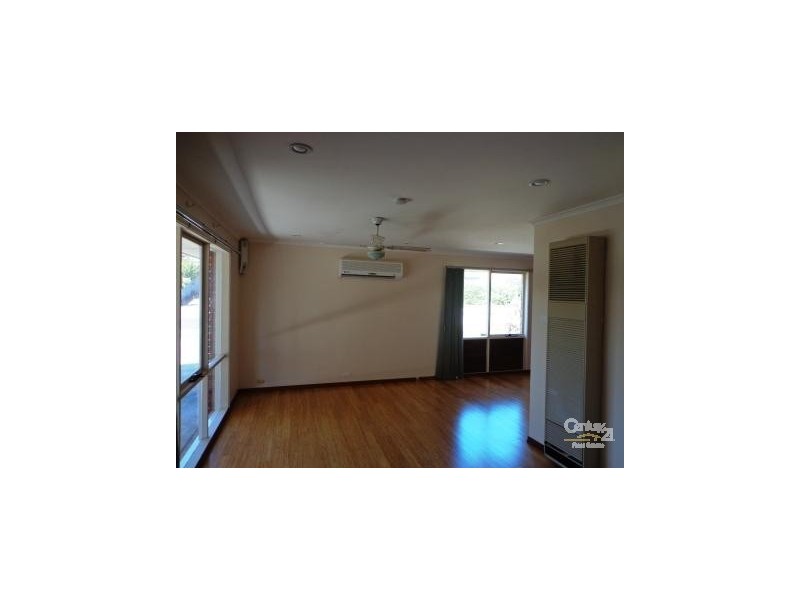 39 Edeys Run, Hampton Park VIC 3976