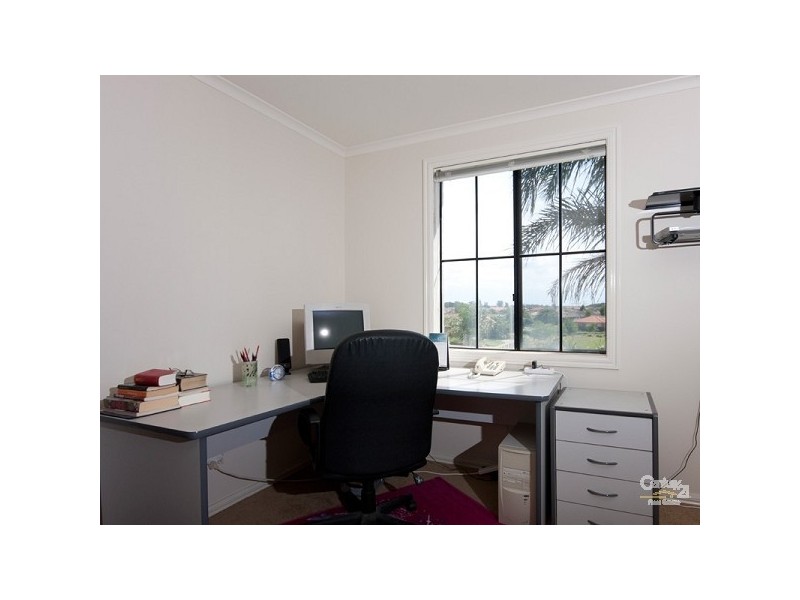 4 Crabill Walk, Narre Warren South VIC 3805