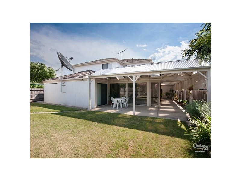 4 Crabill Walk, Narre Warren South VIC 3805