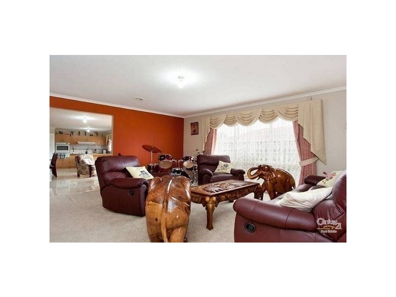 45 Bounty Way, Berwick VIC 3806