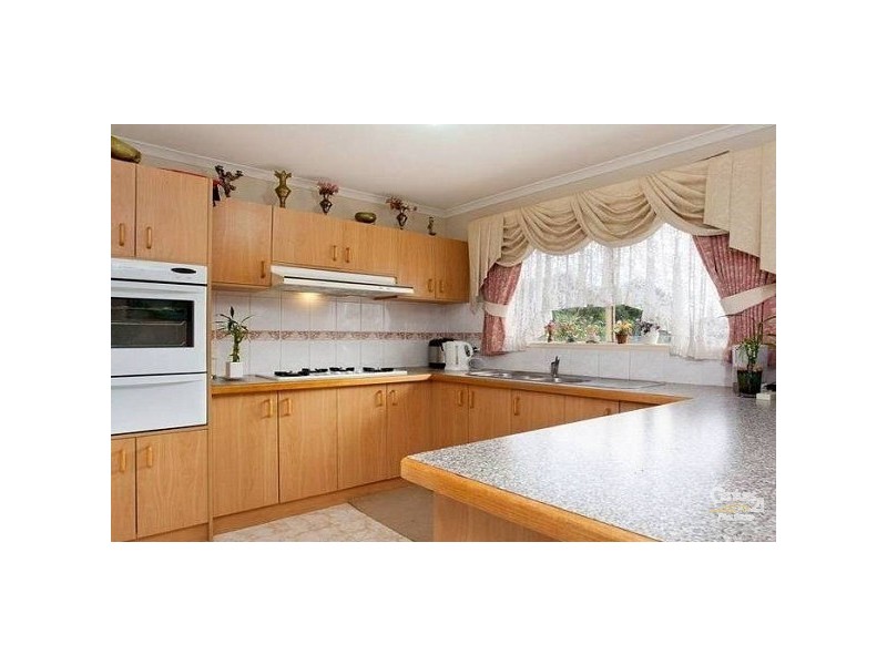 45 Bounty Way, Berwick VIC 3806