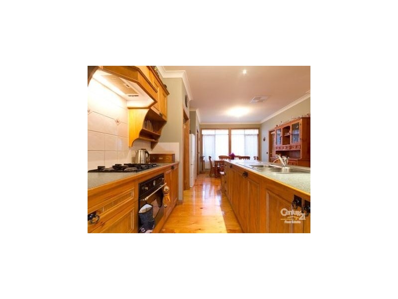3 Silvertop, Lynbrook VIC 3975