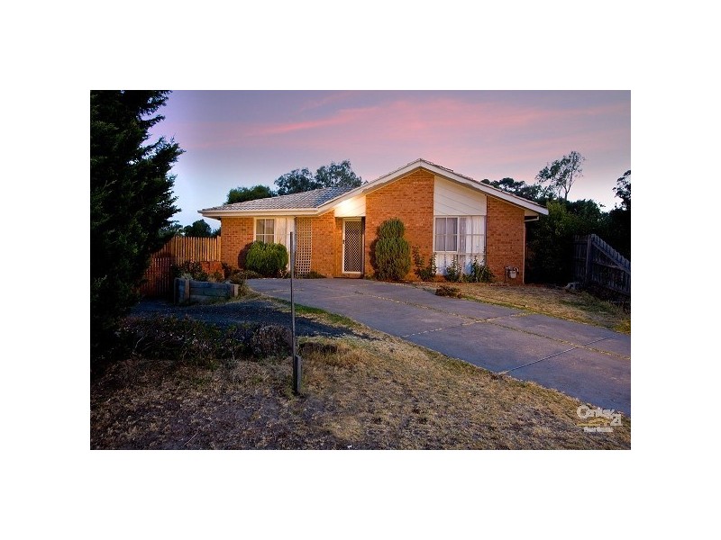 10 Darling Court, Hampton Park VIC 3976