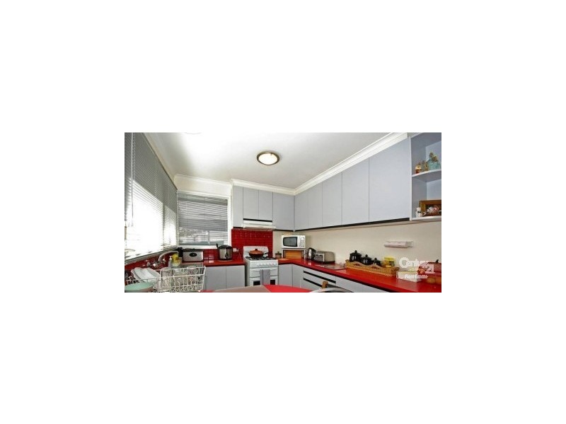 1 Winnima Ave, Hampton Park VIC 3976