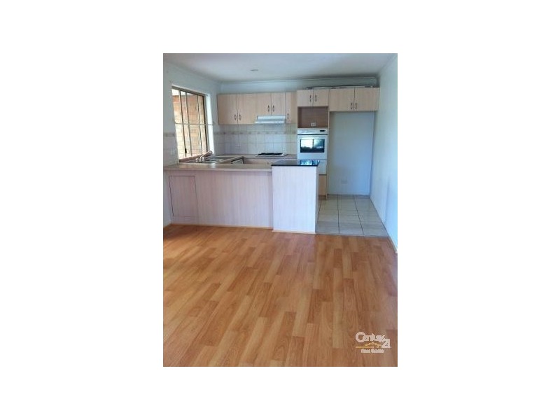 15 The Eyrie, Hampton Park VIC 3976