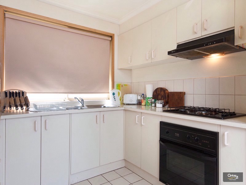 19 Sandhurst Mews, Hampton Park VIC 3976