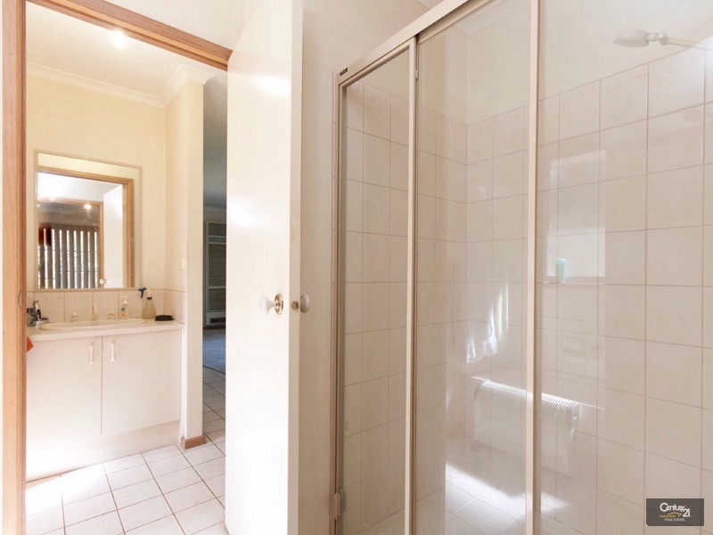 19 Sandhurst Mews, Hampton Park VIC 3976