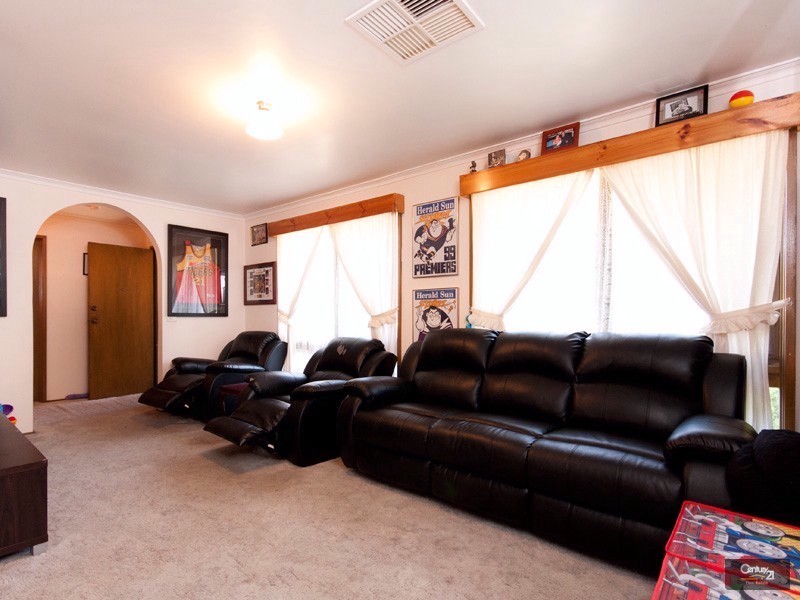 3 Hughes Court, Hampton Park VIC 3976