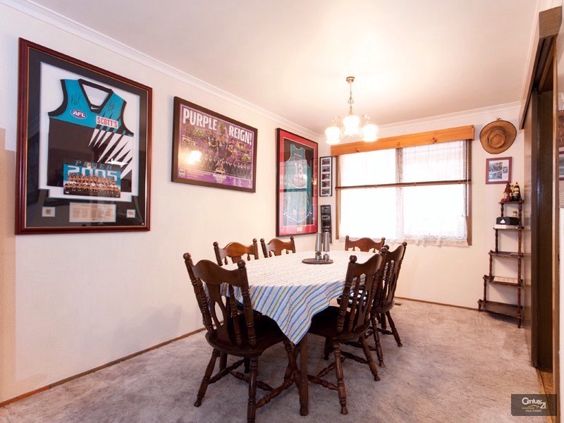 3 Hughes Court, Hampton Park VIC 3976