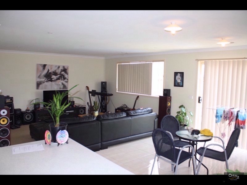 82 Gregson Grove, Lyndhurst VIC 3975