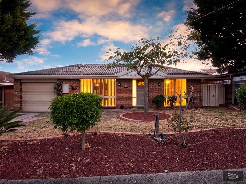 41 Leopold Cres, Hampton Park VIC 3976