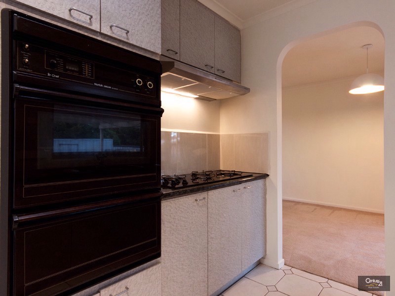 41 Leopold Cres, Hampton Park VIC 3976