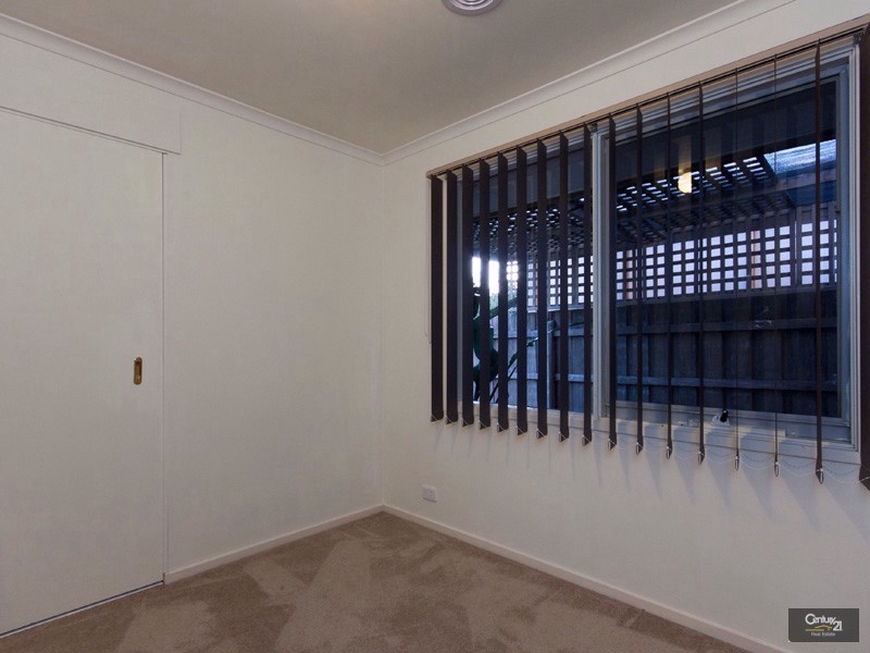 41 Leopold Cres, Hampton Park VIC 3976