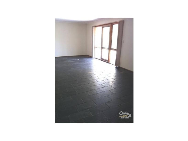 13 Jason Place, Hampton Park VIC 3976