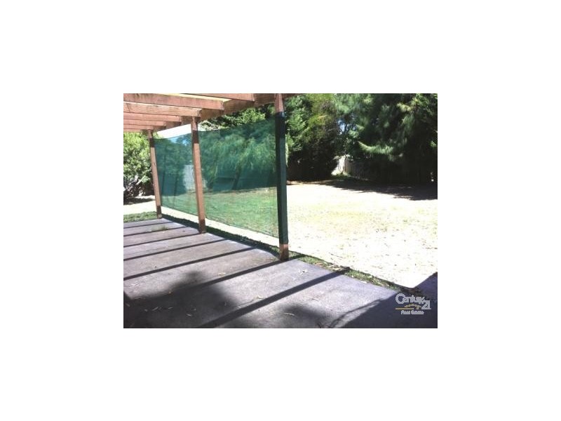 13 Jason Place, Hampton Park VIC 3976