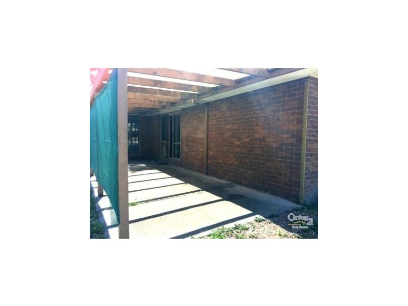 13 Jason Place, Hampton Park VIC 3976