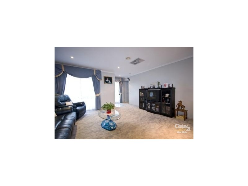 74 The Parkway, Hampton Park VIC 3976