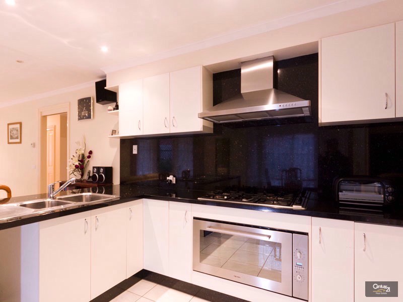 14  Lucas Court, Narre Warren South VIC 3805