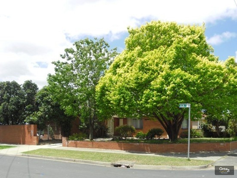 111 Fordholm Road, Hampton Park VIC 3976