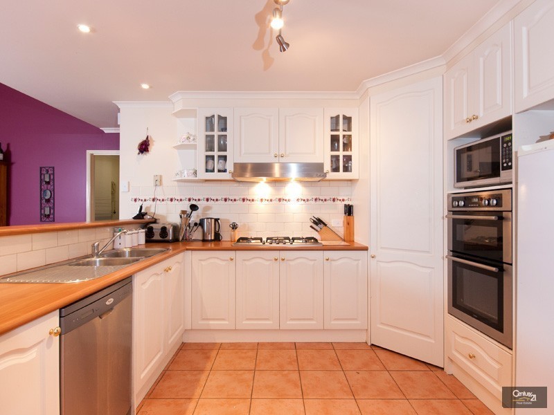 47 Astley Wynd, Lynbrook VIC 3975