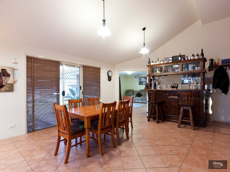 47 Astley Wynd, Lynbrook VIC 3975