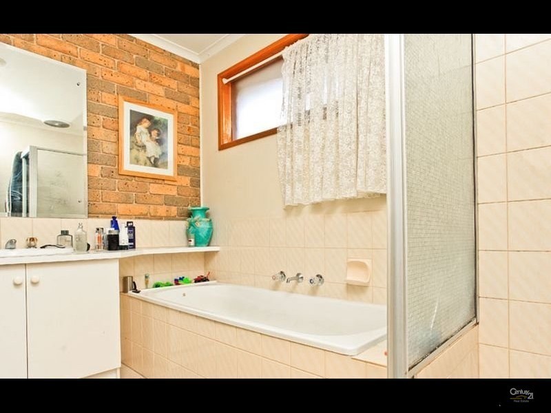 2/55  Leopold Crescent, Hampton Park VIC 3976