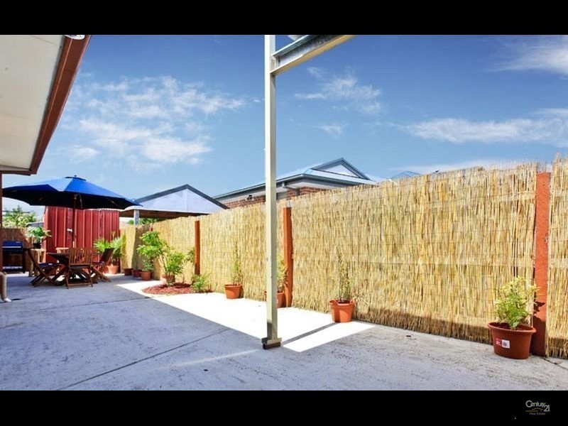 2/55  Leopold Crescent, Hampton Park VIC 3976