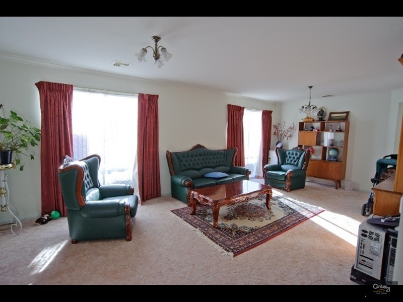 37 Arrino Crescent, Hallam VIC 3803