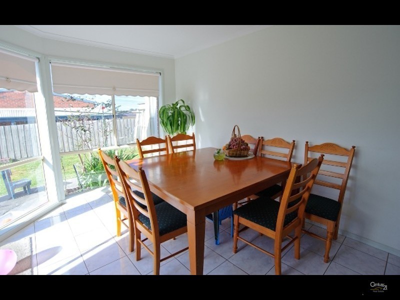 37 Arrino Crescent, Hallam VIC 3803