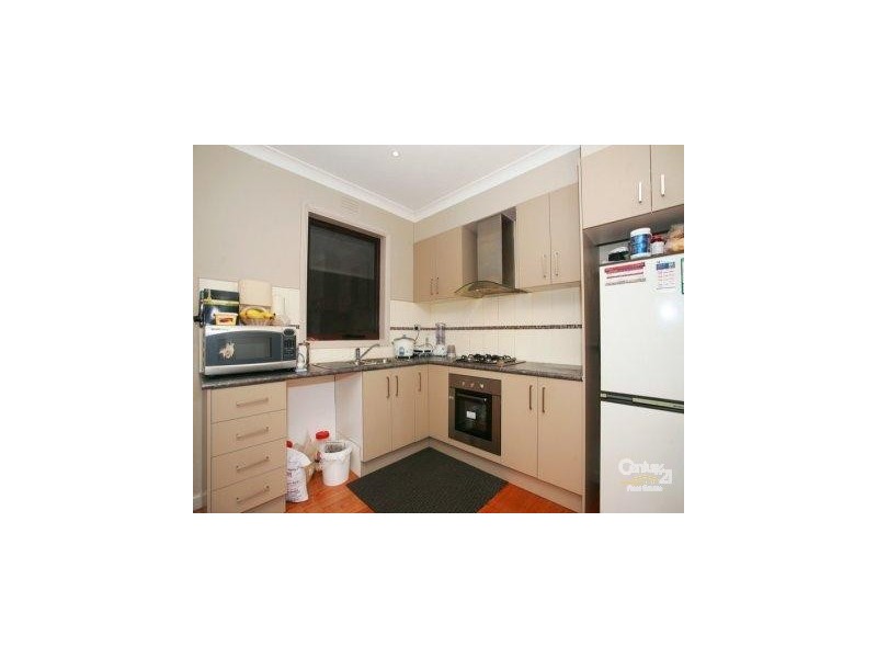 24 Laburnum Grove, Doveton VIC 3177