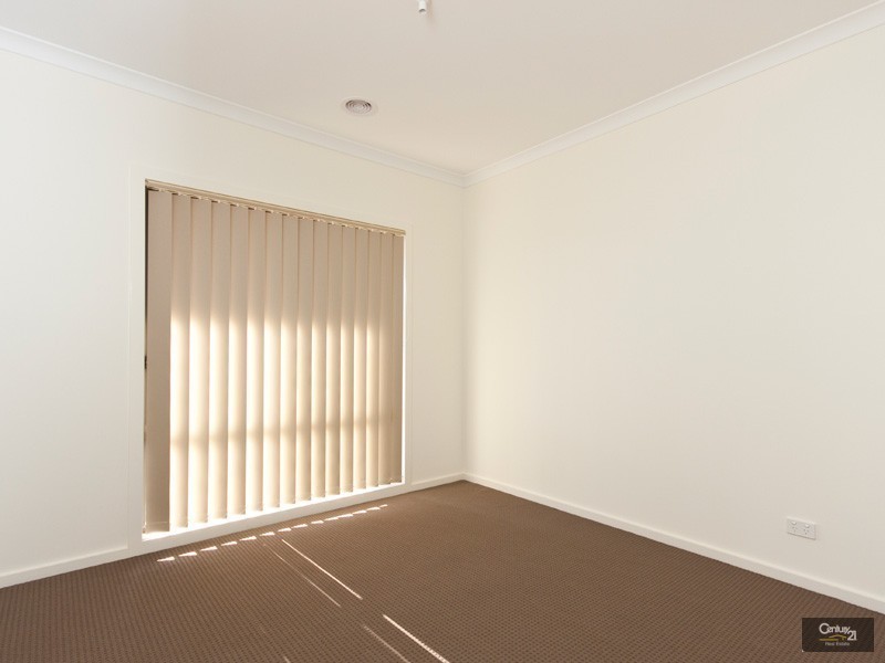 46 Halporter Terrace, Lynbrook VIC 3975