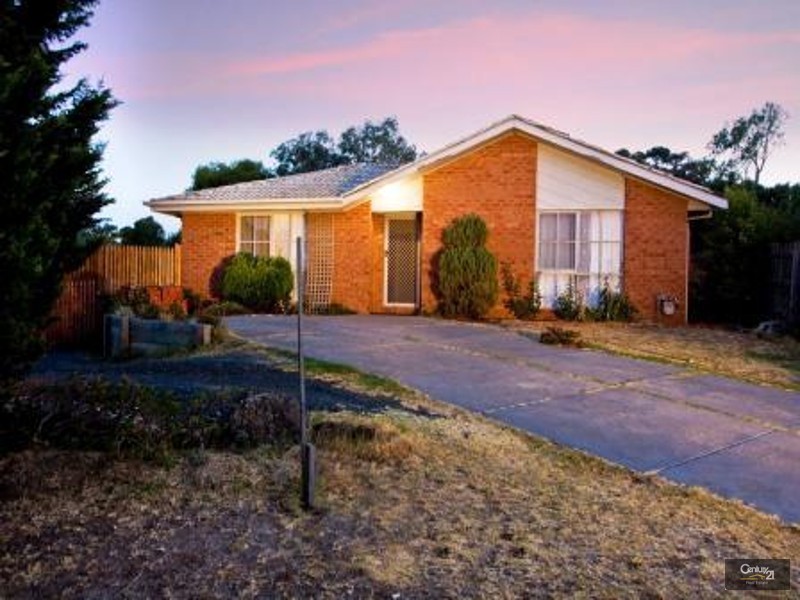 10 Darling Court, Hampton Park VIC 3976