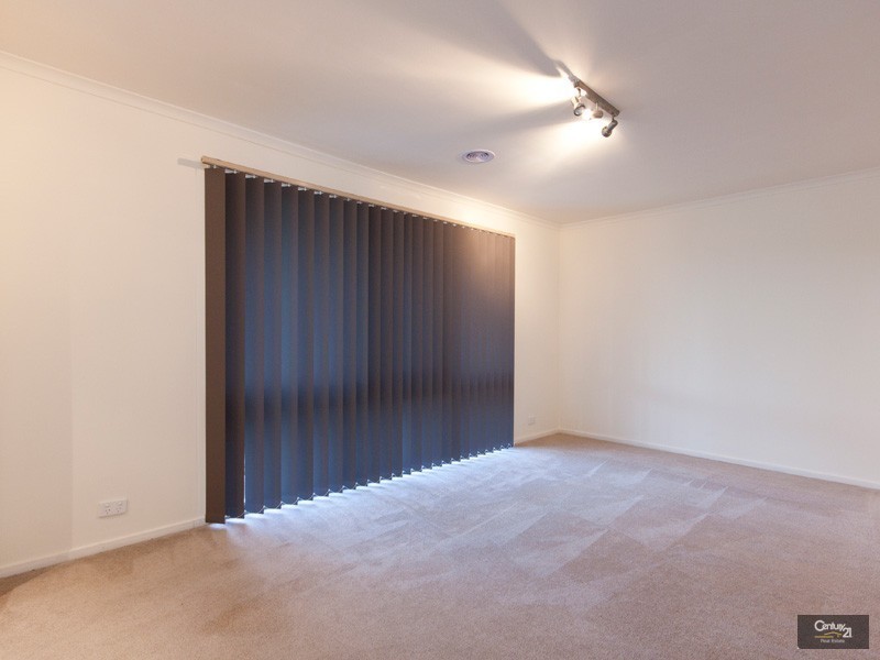 41 Leopold Crescent, Hampton Park VIC 3976