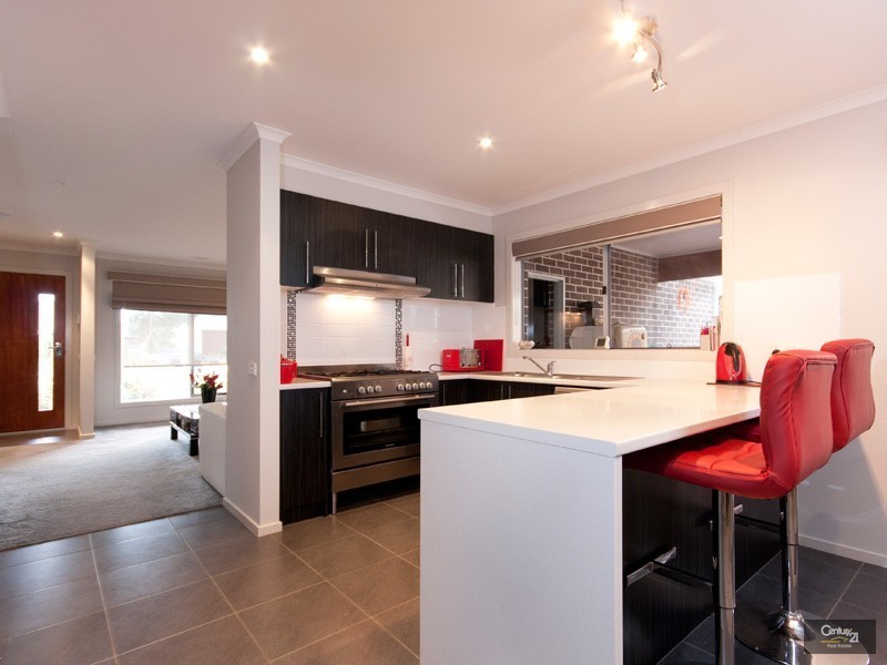 147 Aylmer Road, Lyndhurst VIC 3975